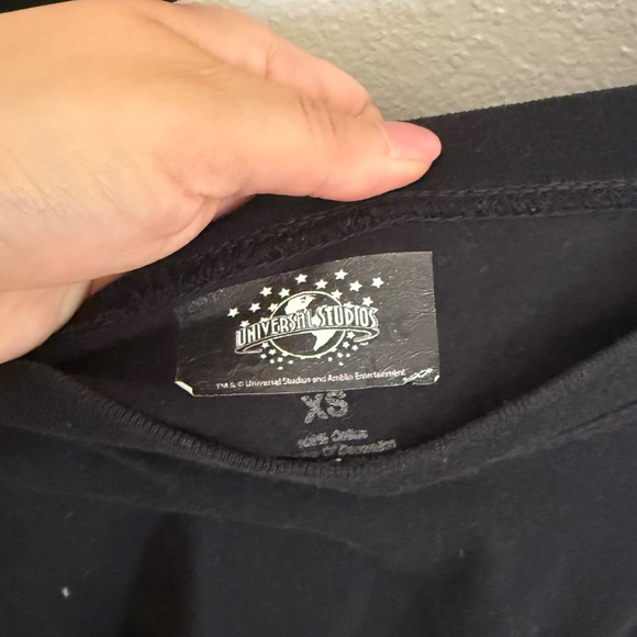 Universal Black Long Sleeve Shirt - Picture 2 of 3